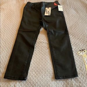 Brand new! Gorgeous!Gap leather like jeans size 5